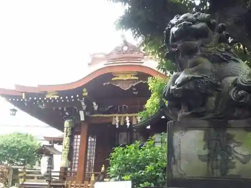 大鳥神社の狛犬