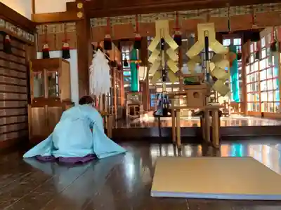三輪神社の本殿・本堂