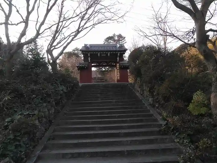 覚苑寺の山門・神門