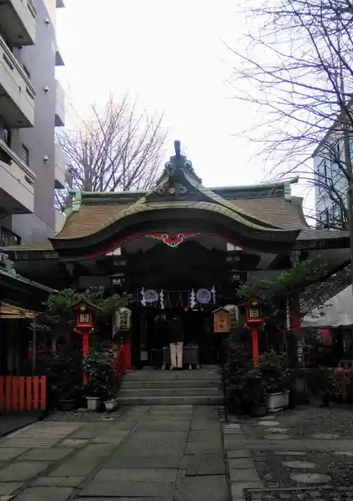 三崎稲荷神社の本殿・本堂