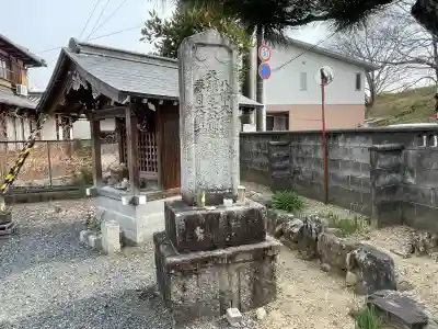 地蔵院の{uncategorized: "未分類", other: "その他", undefined: "問題あり", building: "その他建物", grave: "お墓", sacred_gate: "鳥居", guardian: "狛犬", statue: "像", buddha: "仏像", history: "歴史", nature: "自然", garden: "庭園", animal: "動物", pagoda: "塔", temizu: "手水舎", mountain_gate: "山門・神門", sanctuary: "本殿・本堂", subordinate: "末社・摂社", art: "芸術", scenery: "景色", jizo: "地蔵", ema: "絵馬", goshuin: "御朱印", omikuji: "おみくじ", items: "授与品その他", amulet: "お守り", goshuincho: "御朱印帳", eats: "食事", festival: "お祭り", votive_dance: "神楽", shichigosan: "七五三参", wedding: "結婚式", experience: "体験その他", initially: "初詣", around: "周辺", anti_infection: "感染症対策"}