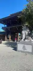 寒川神社の山門