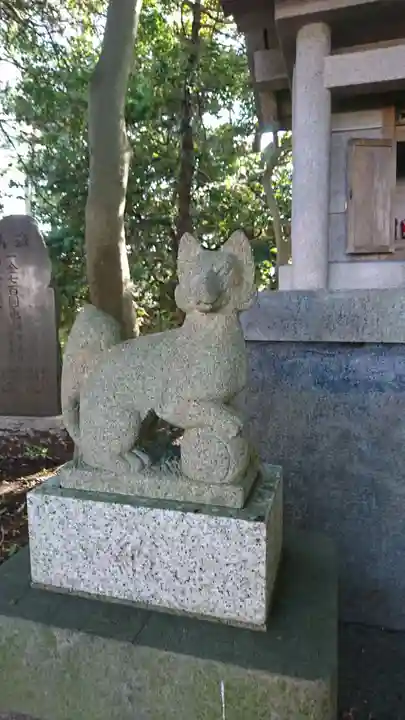稲荷神社の狛犬