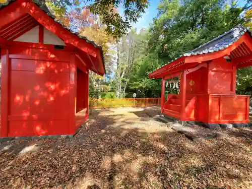 生島足島神社の本殿