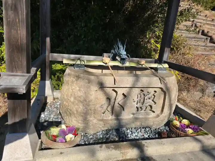 神吉八幡神社の{uncategorized: "未分類", other: "その他", undefined: "問題あり", building: "その他建物", grave: "お墓", sacred_gate: "鳥居", guardian: "狛犬", statue: "像", buddha: "仏像", history: "歴史", nature: "自然", garden: "庭園", animal: "動物", pagoda: "塔", temizu: "手水舎", mountain_gate: "山門・神門", sanctuary: "本殿・本堂", subordinate: "末社・摂社", art: "芸術", scenery: "景色", jizo: "地蔵", ema: "絵馬", goshuin: "御朱印", omikuji: "おみくじ", items: "授与品その他", amulet: "お守り", goshuincho: "御朱印帳", eats: "食事", festival: "お祭り", votive_dance: "神楽", shichigosan: "七五三参", wedding: "結婚式", experience: "体験その他", initially: "初詣", around: "周辺", anti_infection: "感染症対策"}