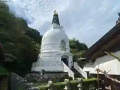 本佛寺の塔