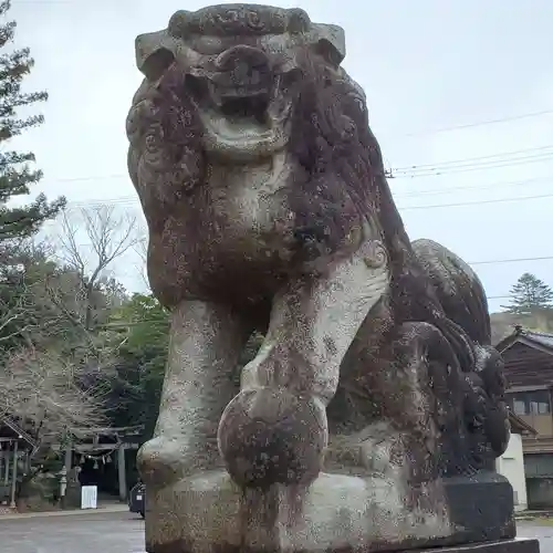 須須神社の狛犬