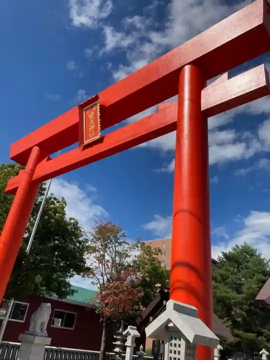 新川皇大神社の鳥居