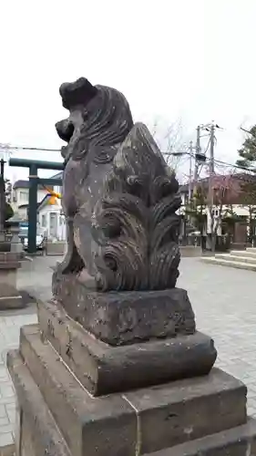 烈々布神社の狛犬