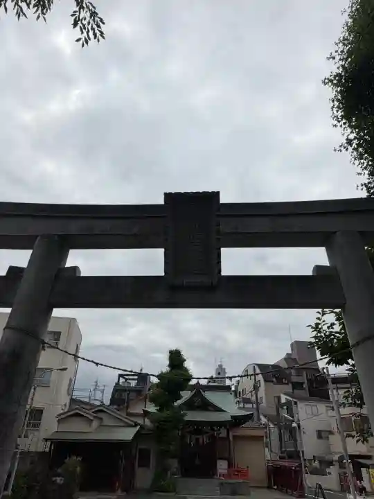 福森稲荷神社の{uncategorized: "未分類", other: "その他", undefined: "問題あり", building: "その他建物", grave: "お墓", sacred_gate: "鳥居", guardian: "狛犬", statue: "像", buddha: "仏像", history: "歴史", nature: "自然", garden: "庭園", animal: "動物", pagoda: "塔", temizu: "手水舎", mountain_gate: "山門・神門", sanctuary: "本殿・本堂", subordinate: "末社・摂社", art: "芸術", scenery: "景色", jizo: "地蔵", ema: "絵馬", goshuin: "御朱印", omikuji: "おみくじ", items: "授与品その他", amulet: "お守り", goshuincho: "御朱印帳", eats: "食事", festival: "お祭り", votive_dance: "神楽", shichigosan: "七五三参", wedding: "結婚式", experience: "体験その他", initially: "初詣", around: "周辺", anti_infection: "感染症対策"}
