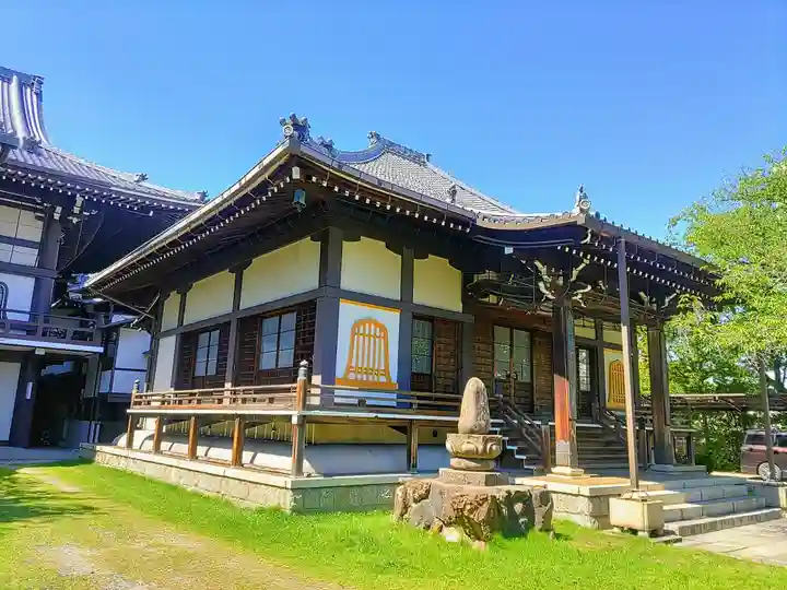 本遠寺の本殿・本堂