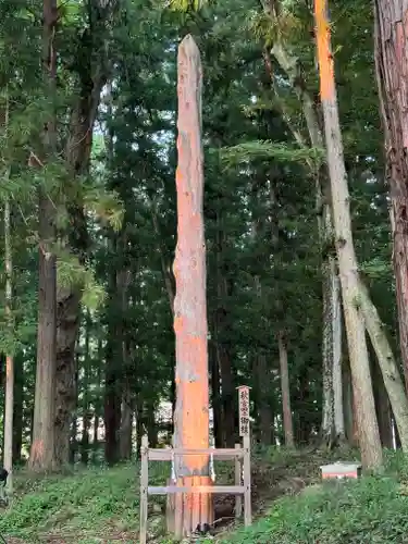 諏訪大社下社秋宮(長野県)