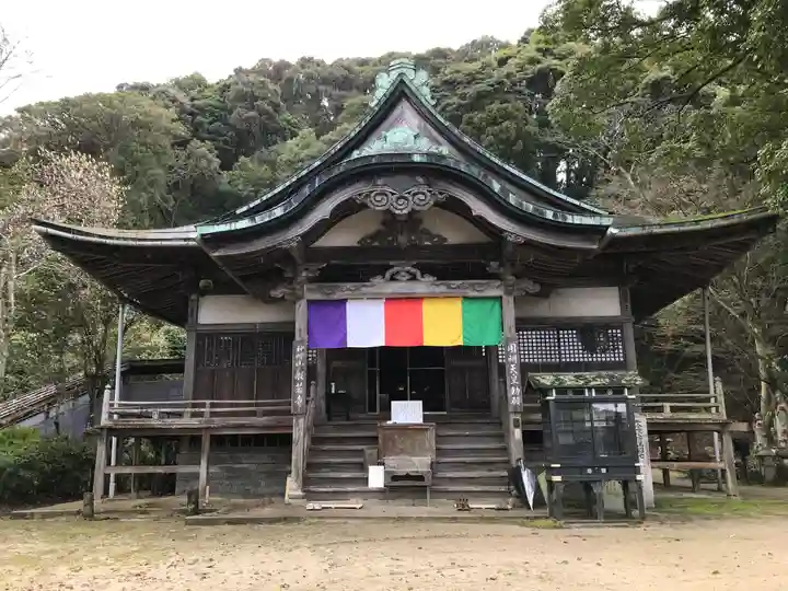 般若寺の本殿・本堂