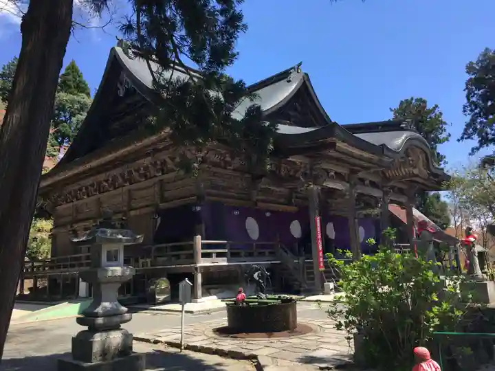 成相寺の本殿・本堂