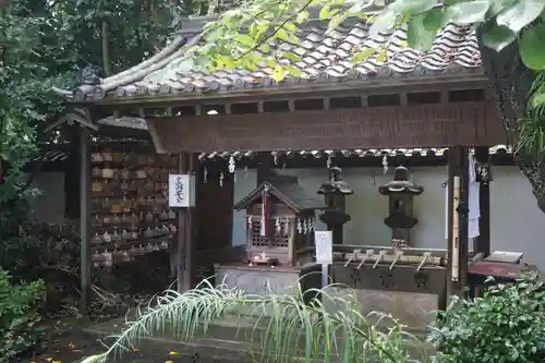 漢國神社の本殿