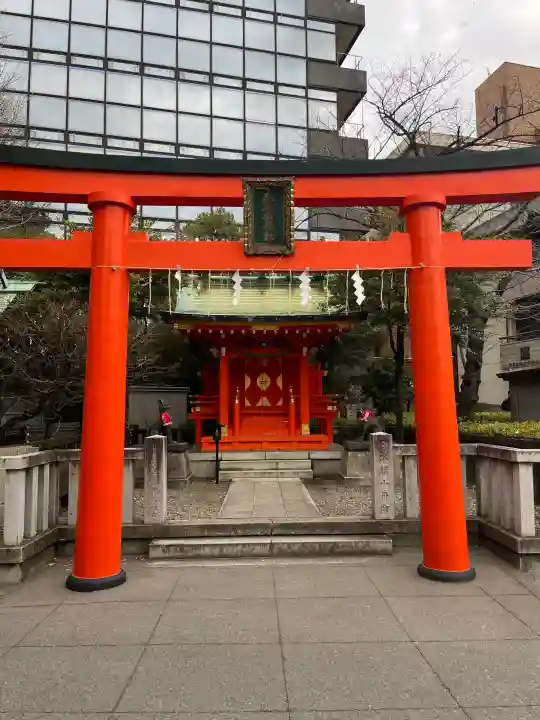 神田神社(神田明神)の{uncategorized: "未分類", other: "その他", undefined: "問題あり", building: "その他建物", grave: "お墓", sacred_gate: "鳥居", guardian: "狛犬", statue: "像", buddha: "仏像", history: "歴史", nature: "自然", garden: "庭園", animal: "動物", pagoda: "塔", temizu: "手水舎", mountain_gate: "山門・神門", sanctuary: "本殿・本堂", subordinate: "末社・摂社", art: "芸術", scenery: "景色", jizo: "地蔵", ema: "絵馬", goshuin: "御朱印", omikuji: "おみくじ", items: "授与品その他", amulet: "お守り", goshuincho: "御朱印帳", eats: "食事", festival: "お祭り", votive_dance: "神楽", shichigosan: "七五三参", wedding: "結婚式", experience: "体験その他", initially: "初詣", around: "周辺", anti_infection: "感染症対策"}