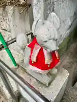 真島稲荷神社の{uncategorized: "未分類", other: "その他", undefined: "問題あり", building: "その他建物", grave: "お墓", sacred_gate: "鳥居", guardian: "狛犬", statue: "像", buddha: "仏像", history: "歴史", nature: "自然", garden: "庭園", animal: "動物", pagoda: "塔", temizu: "手水舎", mountain_gate: "山門・神門", sanctuary: "本殿・本堂", subordinate: "末社・摂社", art: "芸術", scenery: "景色", jizo: "地蔵", ema: "絵馬", goshuin: "御朱印", omikuji: "おみくじ", items: "授与品その他", amulet: "お守り", goshuincho: "御朱印帳", eats: "食事", festival: "お祭り", votive_dance: "神楽", shichigosan: "七五三参", wedding: "結婚式", experience: "体験その他", initially: "初詣", around: "周辺", anti_infection: "感染症対策"}