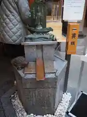 小網神社の建物その他