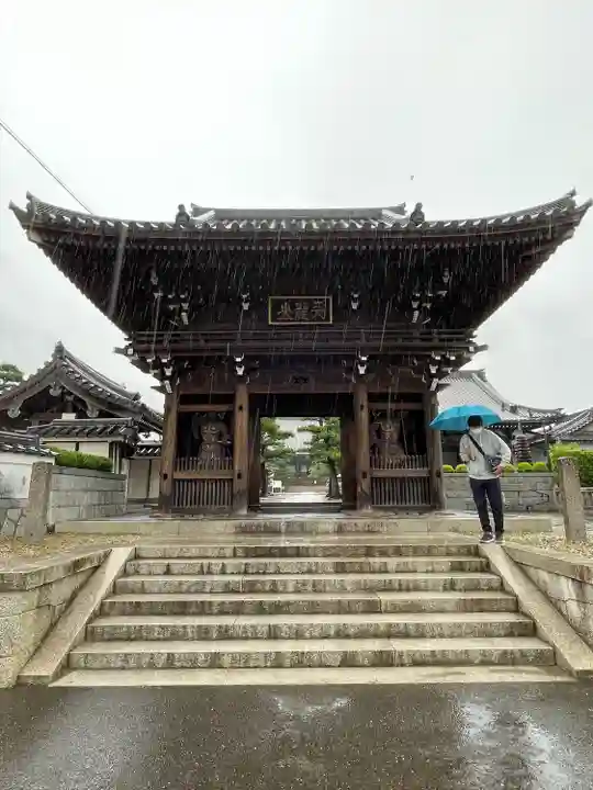 常楽寺の山門・神門