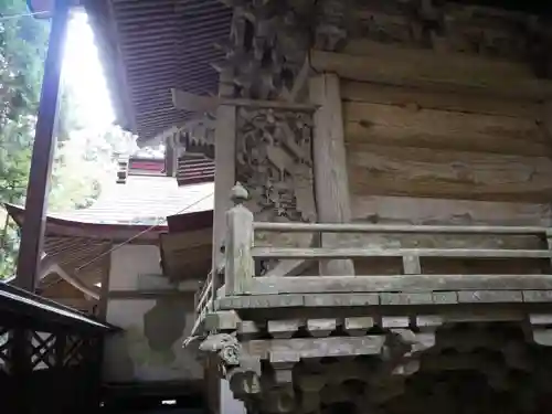 軍刀利神社の本殿