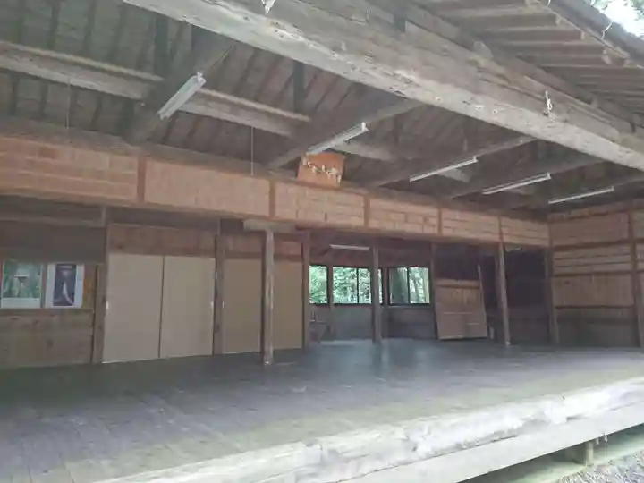 八幡神社の本殿・本堂