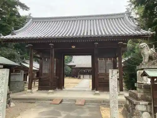 宮内神社の山門