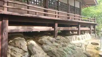 依京寺の本殿・本堂