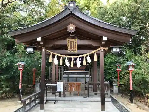 辛國神社の末社