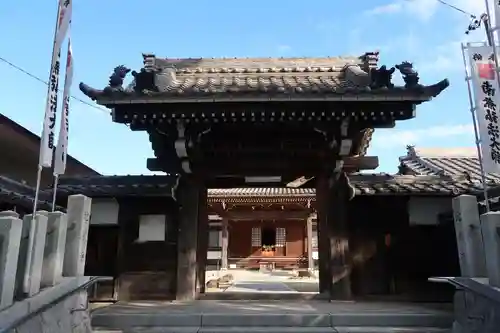 地蔵寺の山門