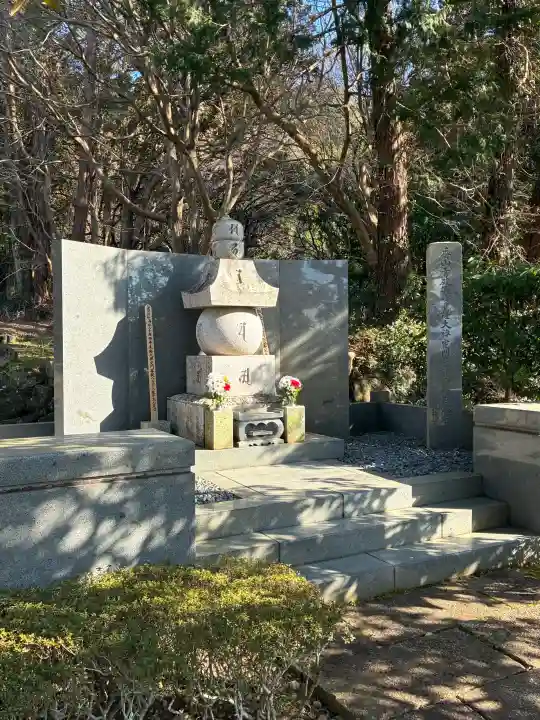 香山寺の{uncategorized: "未分類", other: "その他", undefined: "問題あり", building: "その他建物", grave: "お墓", sacred_gate: "鳥居", guardian: "狛犬", statue: "像", buddha: "仏像", history: "歴史", nature: "自然", garden: "庭園", animal: "動物", pagoda: "塔", temizu: "手水舎", mountain_gate: "山門・神門", sanctuary: "本殿・本堂", subordinate: "末社・摂社", art: "芸術", scenery: "景色", jizo: "地蔵", ema: "絵馬", goshuin: "御朱印", omikuji: "おみくじ", items: "授与品その他", amulet: "お守り", goshuincho: "御朱印帳", eats: "食事", festival: "お祭り", votive_dance: "神楽", shichigosan: "七五三参", wedding: "結婚式", experience: "体験その他", initially: "初詣", around: "周辺", anti_infection: "感染症対策"}