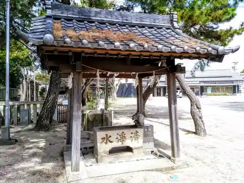 稲荷神社（伏見屋稲荷神社）の手水舎
