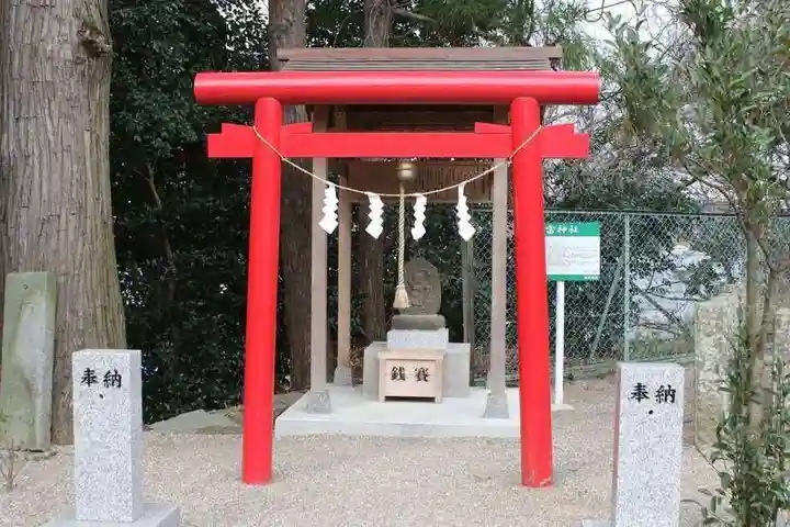 二柱神社の末社・摂社