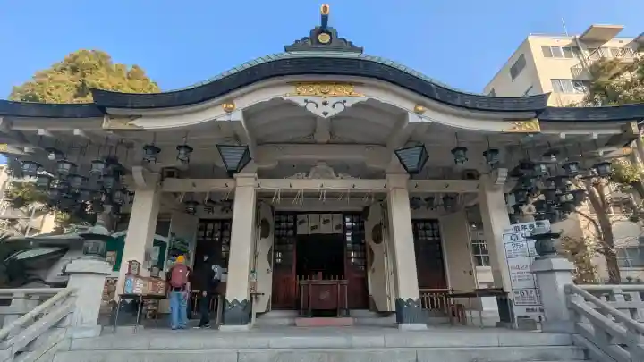 難波八阪神社の{uncategorized: "未分類", other: "その他", undefined: "問題あり", building: "その他建物", grave: "お墓", sacred_gate: "鳥居", guardian: "狛犬", statue: "像", buddha: "仏像", history: "歴史", nature: "自然", garden: "庭園", animal: "動物", pagoda: "塔", temizu: "手水舎", mountain_gate: "山門・神門", sanctuary: "本殿・本堂", subordinate: "末社・摂社", art: "芸術", scenery: "景色", jizo: "地蔵", ema: "絵馬", goshuin: "御朱印", omikuji: "おみくじ", items: "授与品その他", amulet: "お守り", goshuincho: "御朱印帳", eats: "食事", festival: "お祭り", votive_dance: "神楽", shichigosan: "七五三参", wedding: "結婚式", experience: "体験その他", initially: "初詣", around: "周辺", anti_infection: "感染症対策"}