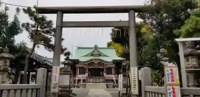 諏訪神社の鳥居