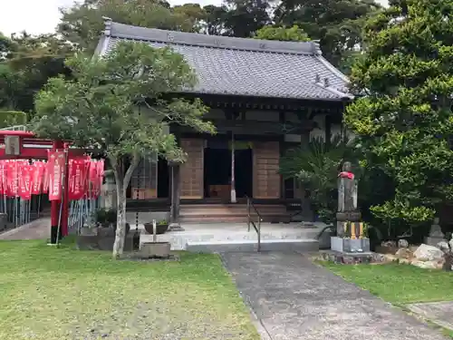 神宮寺の本殿・本堂