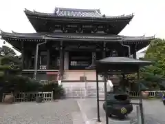 浄土宗南命山善光寺の本殿