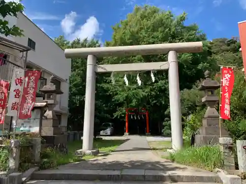 雷神社の鳥居