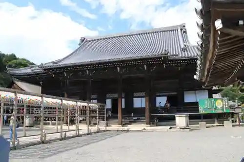 西教寺の本殿