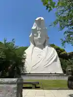 大船観音寺の{uncategorized: "未分類", other: "その他", undefined: "問題あり", building: "その他建物", grave: "お墓", sacred_gate: "鳥居", guardian: "狛犬", statue: "像", buddha: "仏像", history: "歴史", nature: "自然", garden: "庭園", animal: "動物", pagoda: "塔", temizu: "手水舎", mountain_gate: "山門・神門", sanctuary: "本殿・本堂", subordinate: "末社・摂社", art: "芸術", scenery: "景色", jizo: "地蔵", ema: "絵馬", goshuin: "御朱印", omikuji: "おみくじ", items: "授与品その他", amulet: "お守り", goshuincho: "御朱印帳", eats: "食事", festival: "お祭り", votive_dance: "神楽", shichigosan: "七五三参", wedding: "結婚式", experience: "体験その他", initially: "初詣", around: "周辺", anti_infection: "感染症対策"}