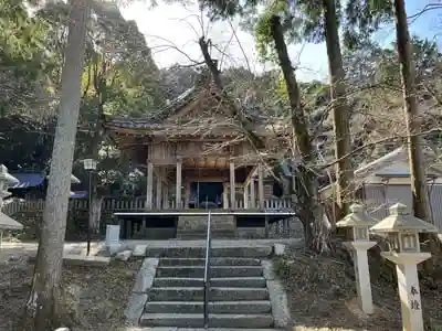 新宮神社の本殿