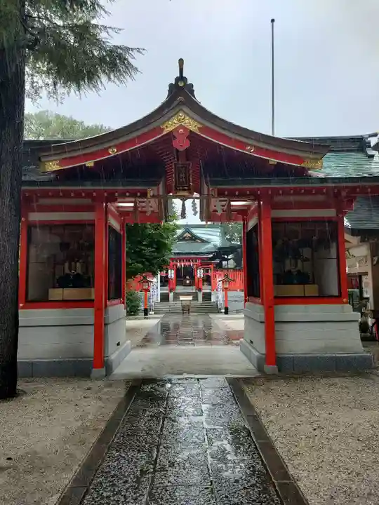 馬橋稲荷神社の山門・神門