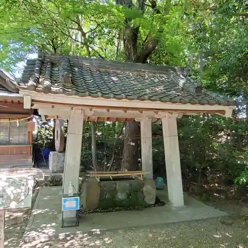 萱津神社の手水舎