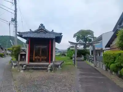 北野神社の{uncategorized: "未分類", other: "その他", undefined: "問題あり", building: "その他建物", grave: "お墓", sacred_gate: "鳥居", guardian: "狛犬", statue: "像", buddha: "仏像", history: "歴史", nature: "自然", garden: "庭園", animal: "動物", pagoda: "塔", temizu: "手水舎", mountain_gate: "山門・神門", sanctuary: "本殿・本堂", subordinate: "末社・摂社", art: "芸術", scenery: "景色", jizo: "地蔵", ema: "絵馬", goshuin: "御朱印", omikuji: "おみくじ", items: "授与品その他", amulet: "お守り", goshuincho: "御朱印帳", eats: "食事", festival: "お祭り", votive_dance: "神楽", shichigosan: "七五三参", wedding: "結婚式", experience: "体験その他", initially: "初詣", around: "周辺", anti_infection: "感染症対策"}