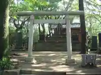 飯香岡八幡宮の鳥居