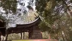 鴨神社の本殿