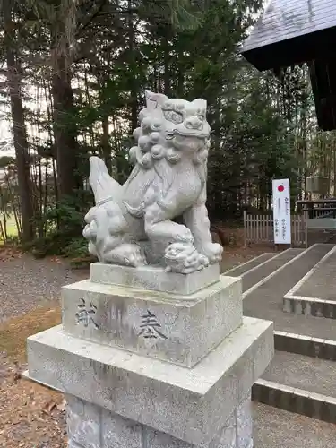 足寄神社の狛犬