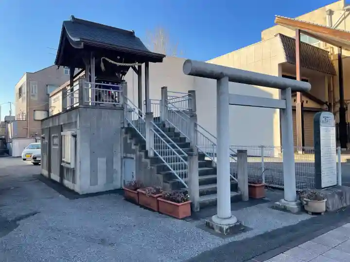 二丁目金刀比羅宮の{uncategorized: "未分類", other: "その他", undefined: "問題あり", building: "その他建物", grave: "お墓", sacred_gate: "鳥居", guardian: "狛犬", statue: "像", buddha: "仏像", history: "歴史", nature: "自然", garden: "庭園", animal: "動物", pagoda: "塔", temizu: "手水舎", mountain_gate: "山門・神門", sanctuary: "本殿・本堂", subordinate: "末社・摂社", art: "芸術", scenery: "景色", jizo: "地蔵", ema: "絵馬", goshuin: "御朱印", omikuji: "おみくじ", items: "授与品その他", amulet: "お守り", goshuincho: "御朱印帳", eats: "食事", festival: "お祭り", votive_dance: "神楽", shichigosan: "七五三参", wedding: "結婚式", experience: "体験その他", initially: "初詣", around: "周辺", anti_infection: "感染症対策"}