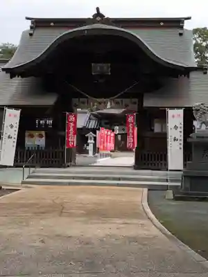 八幡古表神社の山門・神門