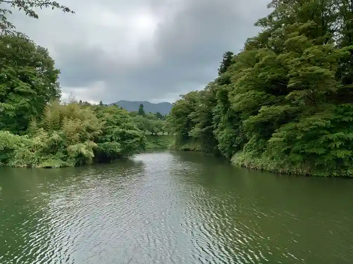 鶴ケ城稲荷神社の周辺