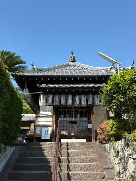 正覚院の{uncategorized: "未分類", other: "その他", undefined: "問題あり", building: "その他建物", grave: "お墓", sacred_gate: "鳥居", guardian: "狛犬", statue: "像", buddha: "仏像", history: "歴史", nature: "自然", garden: "庭園", animal: "動物", pagoda: "塔", temizu: "手水舎", mountain_gate: "山門・神門", sanctuary: "本殿・本堂", subordinate: "末社・摂社", art: "芸術", scenery: "景色", jizo: "地蔵", ema: "絵馬", goshuin: "御朱印", omikuji: "おみくじ", items: "授与品その他", amulet: "お守り", goshuincho: "御朱印帳", eats: "食事", festival: "お祭り", votive_dance: "神楽", shichigosan: "七五三参", wedding: "結婚式", experience: "体験その他", initially: "初詣", around: "周辺", anti_infection: "感染症対策"}